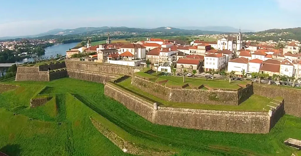 Tour a Valenca do miño , tours a portugal desde vigo